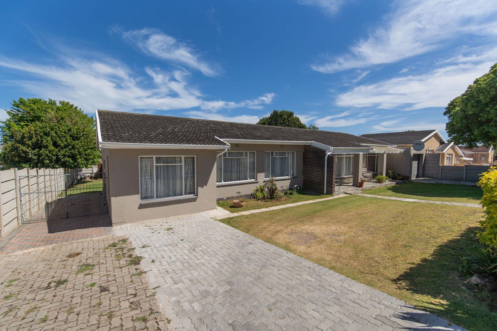 Rowallan Park Property Houses for sale in Rowallan Park