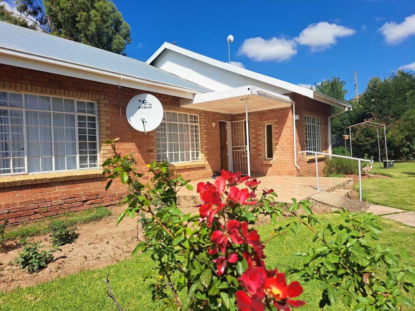 3 Bedroom House for sale in Smithfield P24114039940