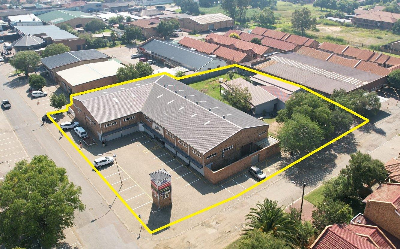 Commercial property for sale in Secunda Secunda Property
