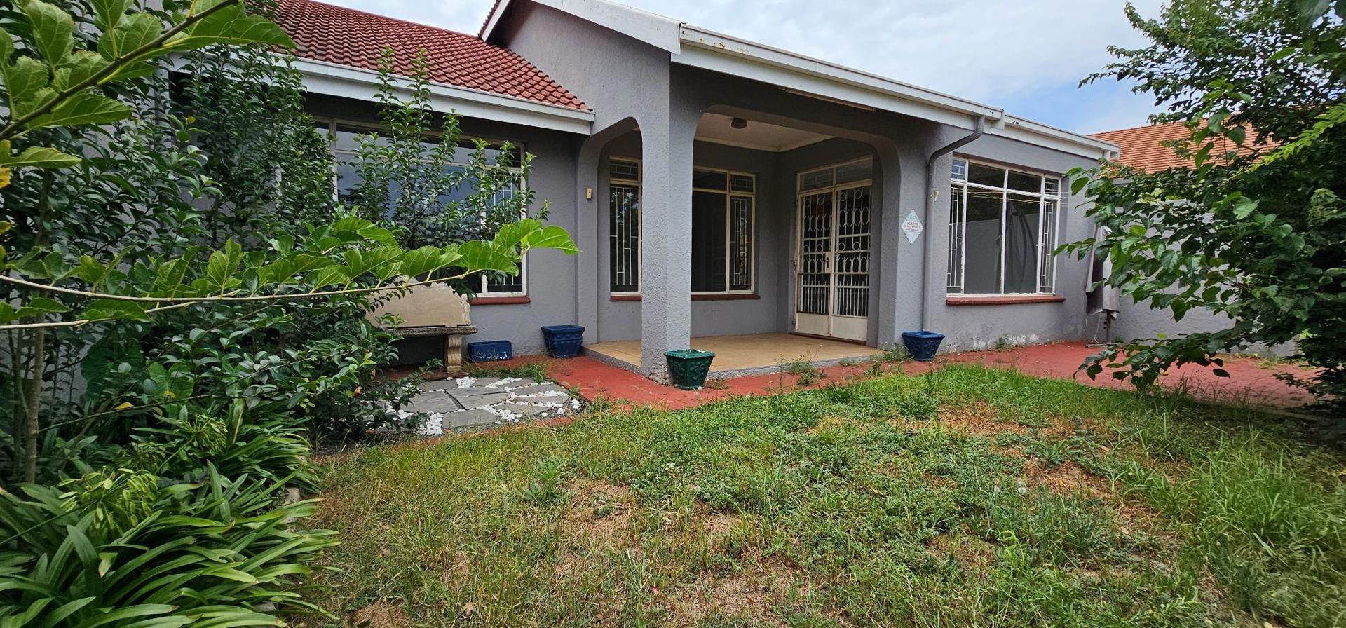 3 Bedroom Townhouse for sale in Three Rivers Proper P24114041070