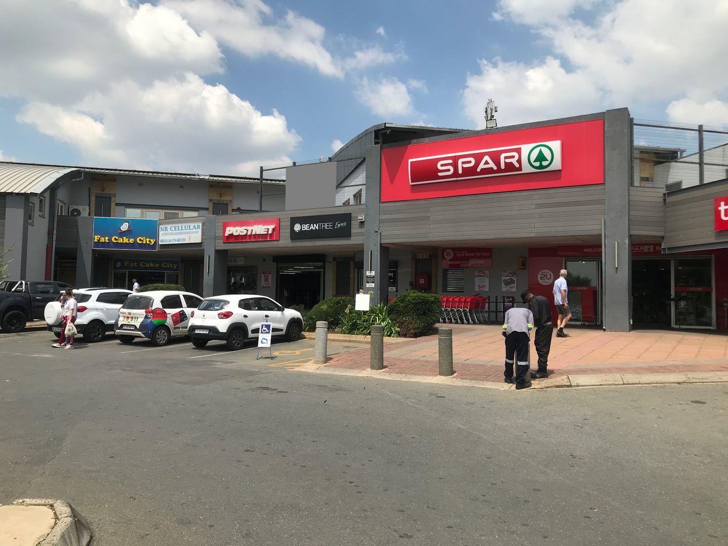 Commercial property to rent in Honeydew Ridge The Ridge Shopping