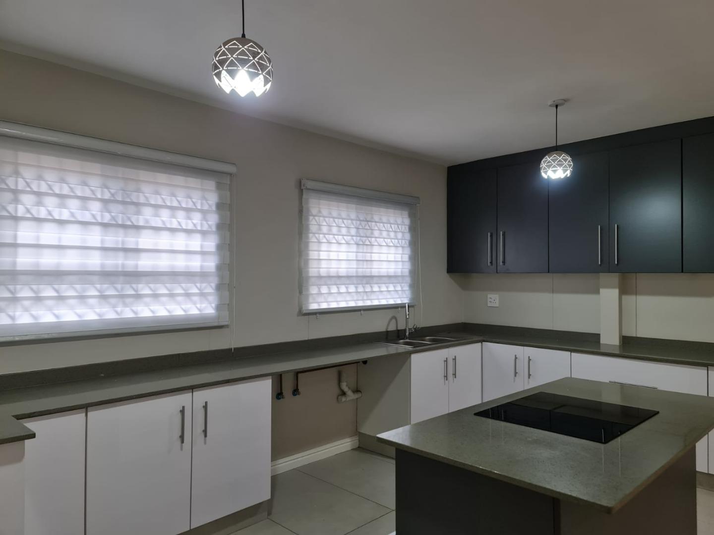 3 Bedroom Apartment / flat for sale in Essenwood 1 Ss 242 On Vause