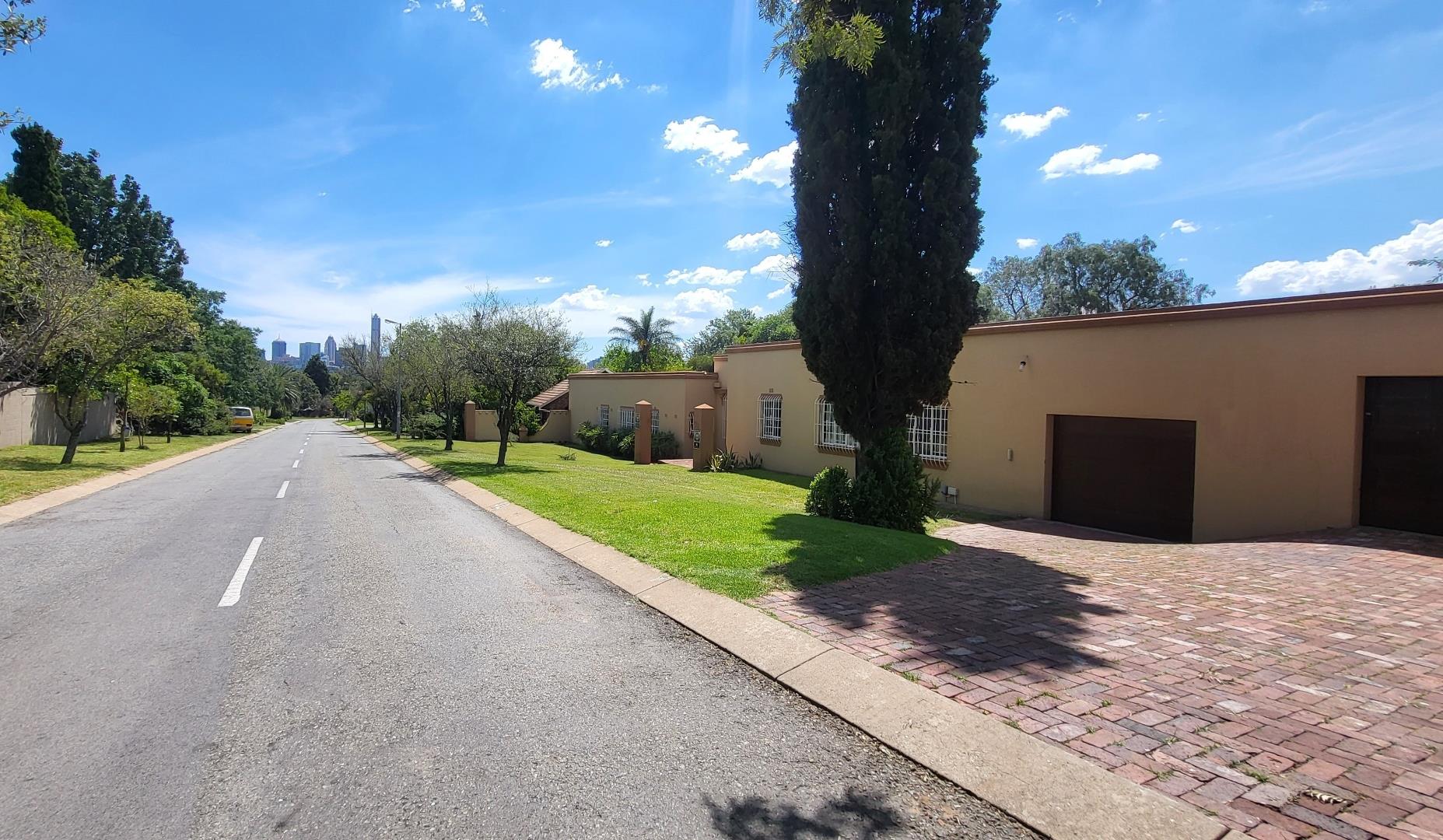 3 Bedroom House for sale in Sandown Estate P24113958028