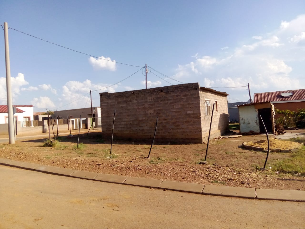 House for sale in Orange Farm P24114048880