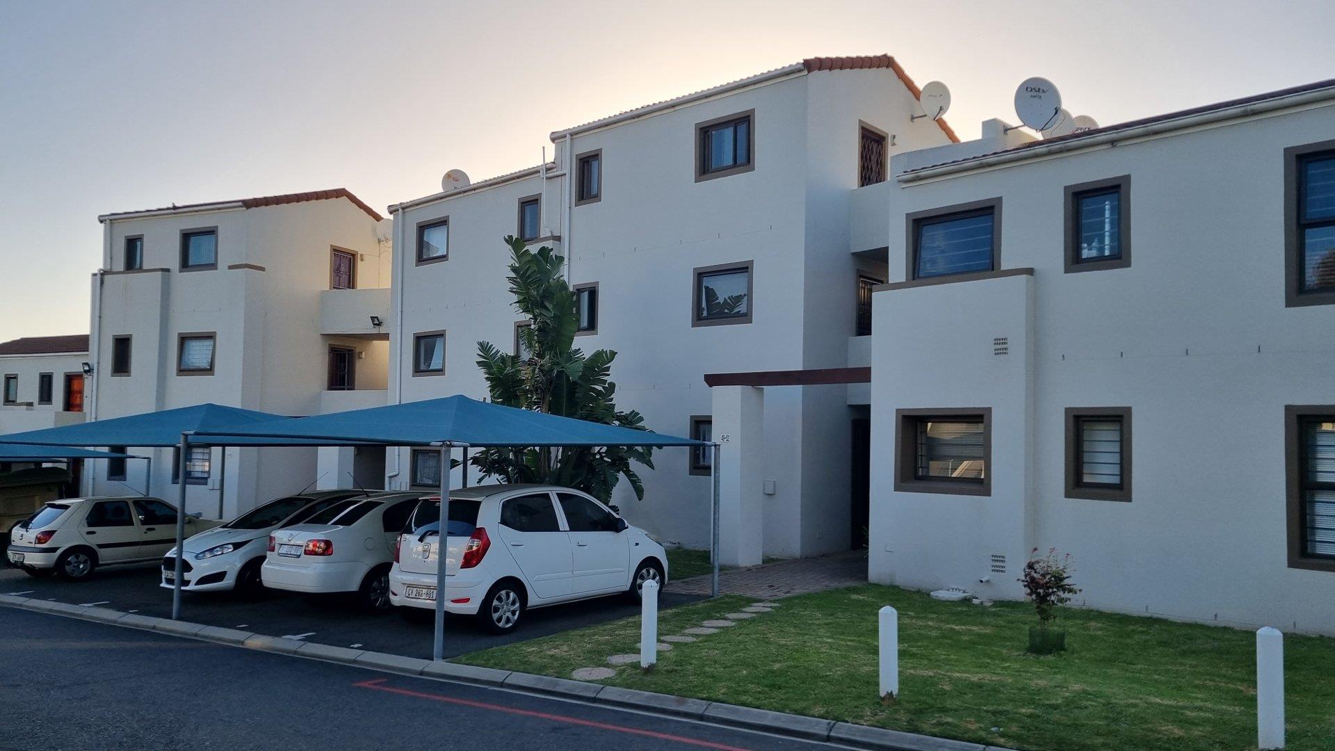 Apartments / flats for sale in Parow Parow Property