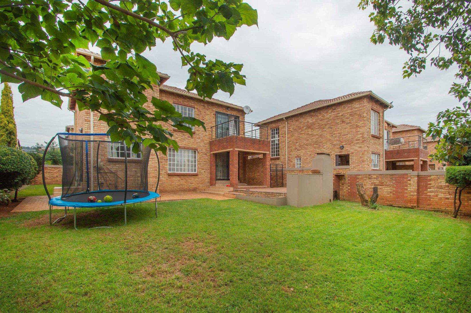 Willowbrook Property Property and houses for sale in Willowbrook