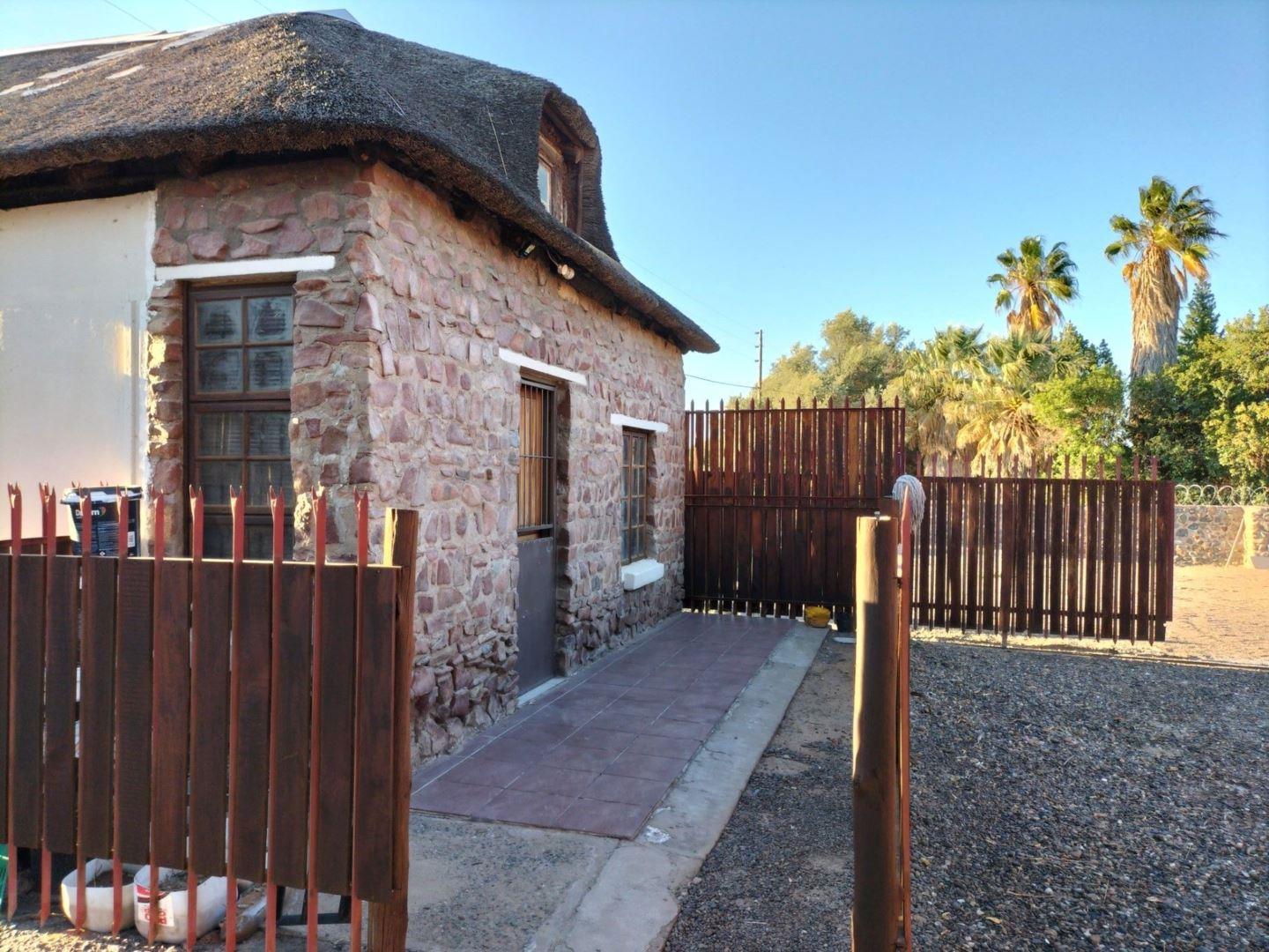 Property and houses to rent in Douglas Douglas Property