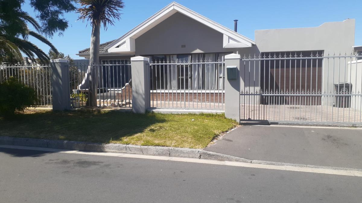 Lotus River Property Property and houses for sale in Lotus River