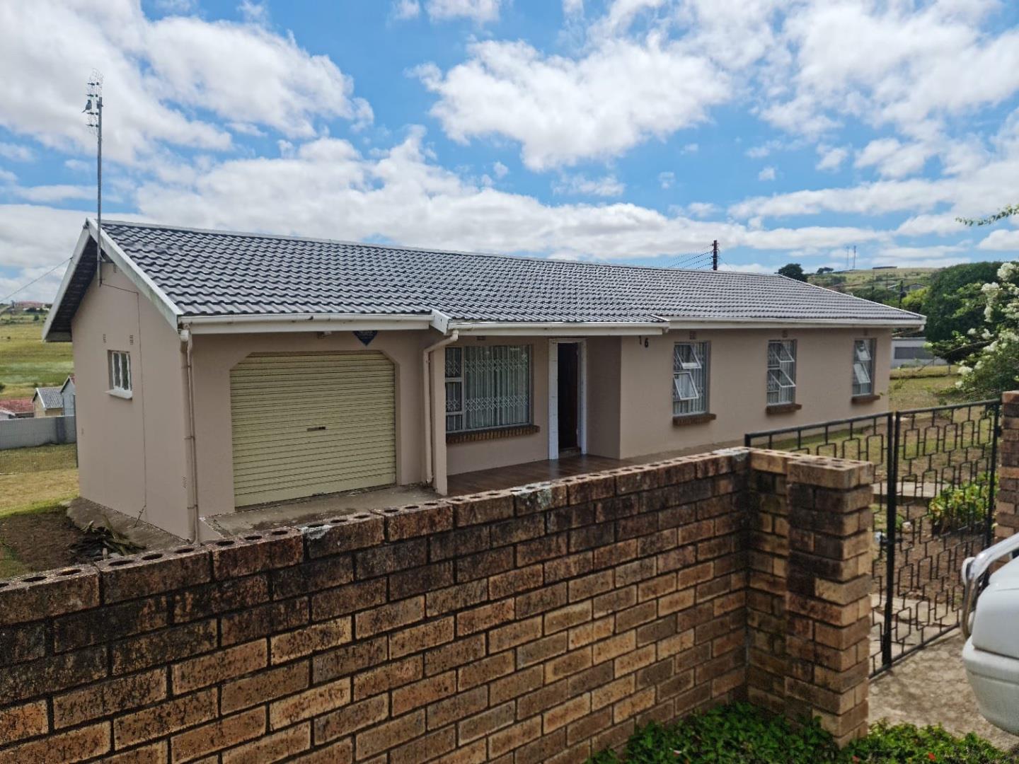 3 Bedroom House for sale in Northcrest P24114053062