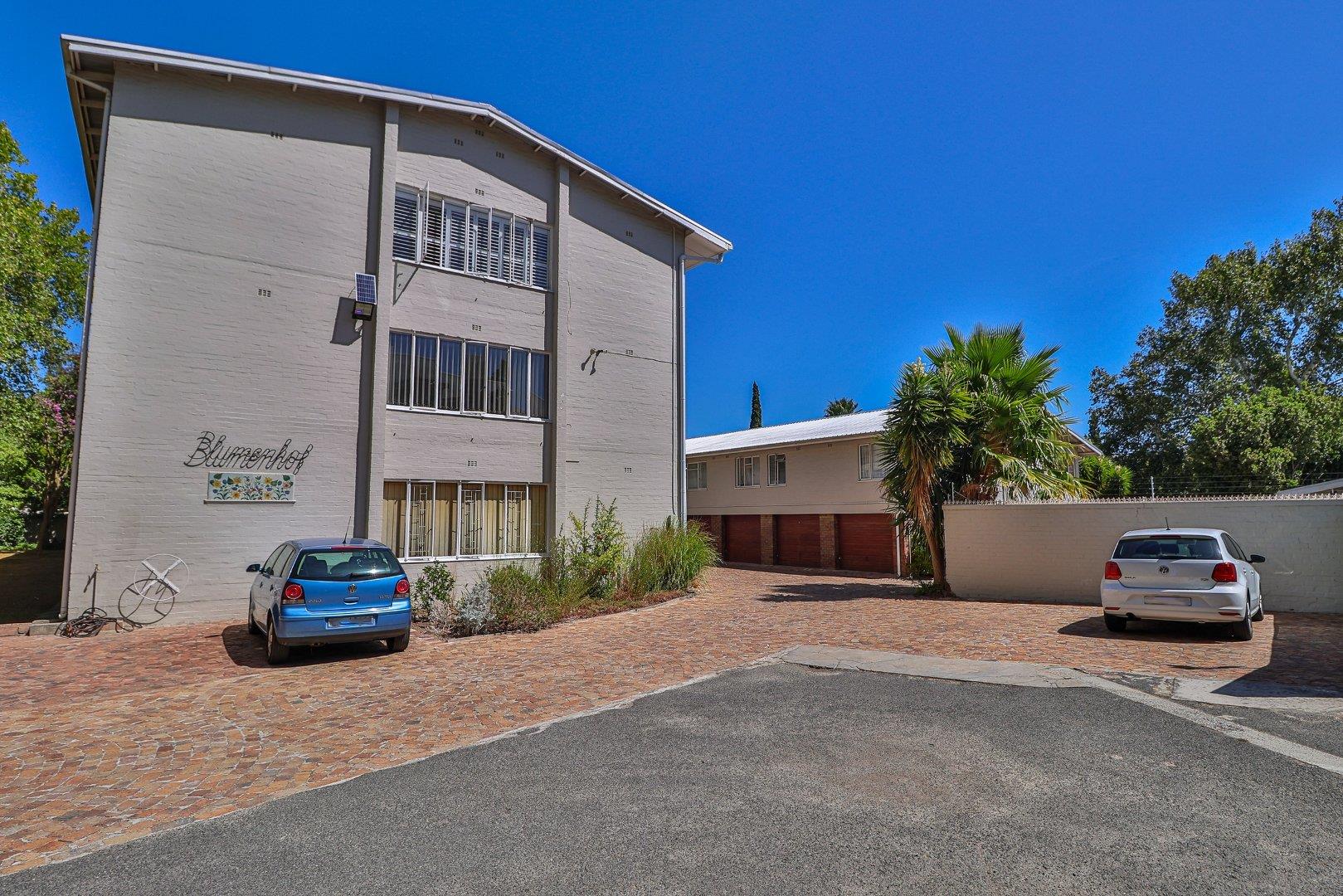 Stellenbosch Central Property Apartments / flats for sale in