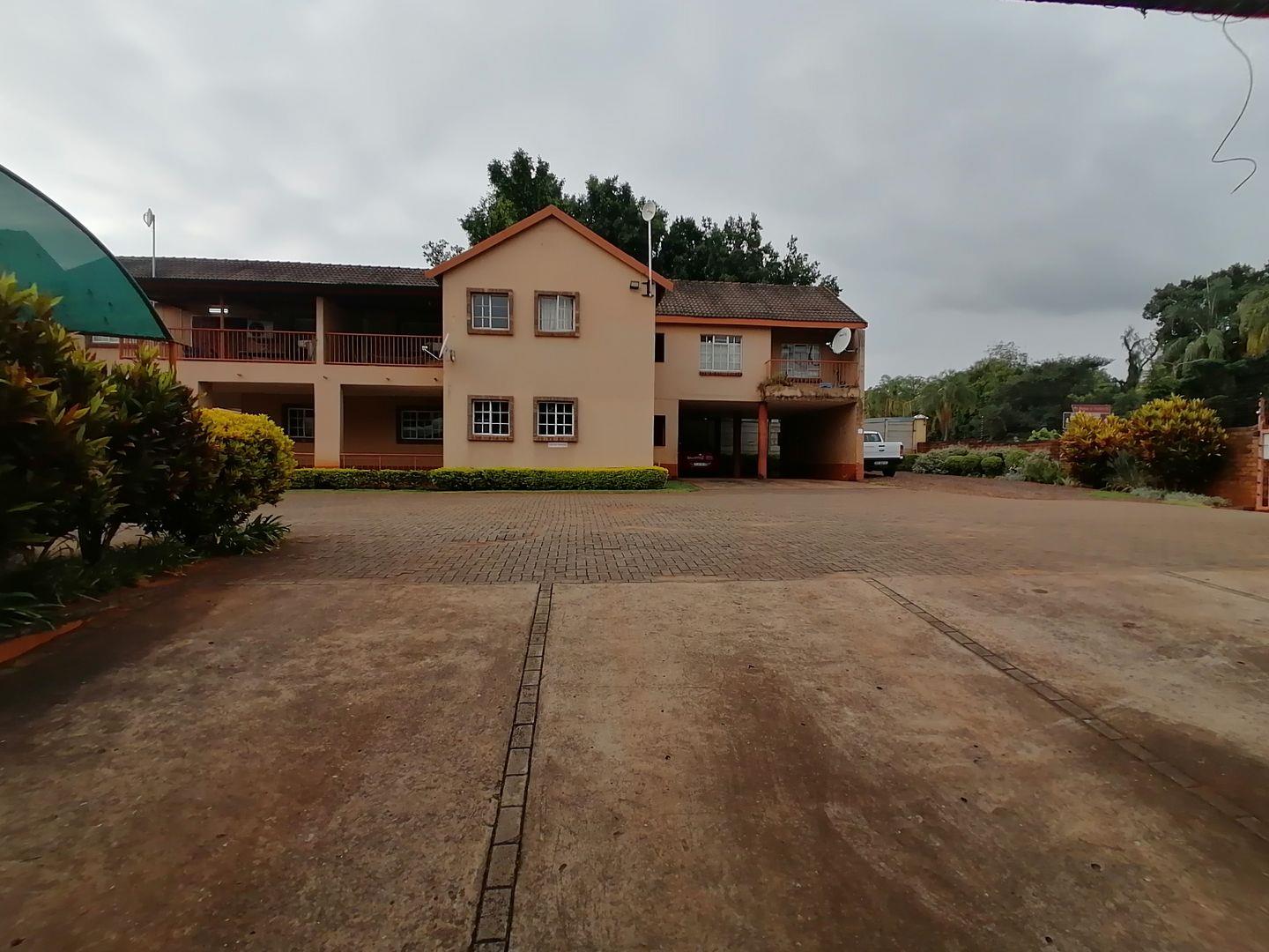 2 Bedroom Apartment / flat for sale in Aquapark P24114053955