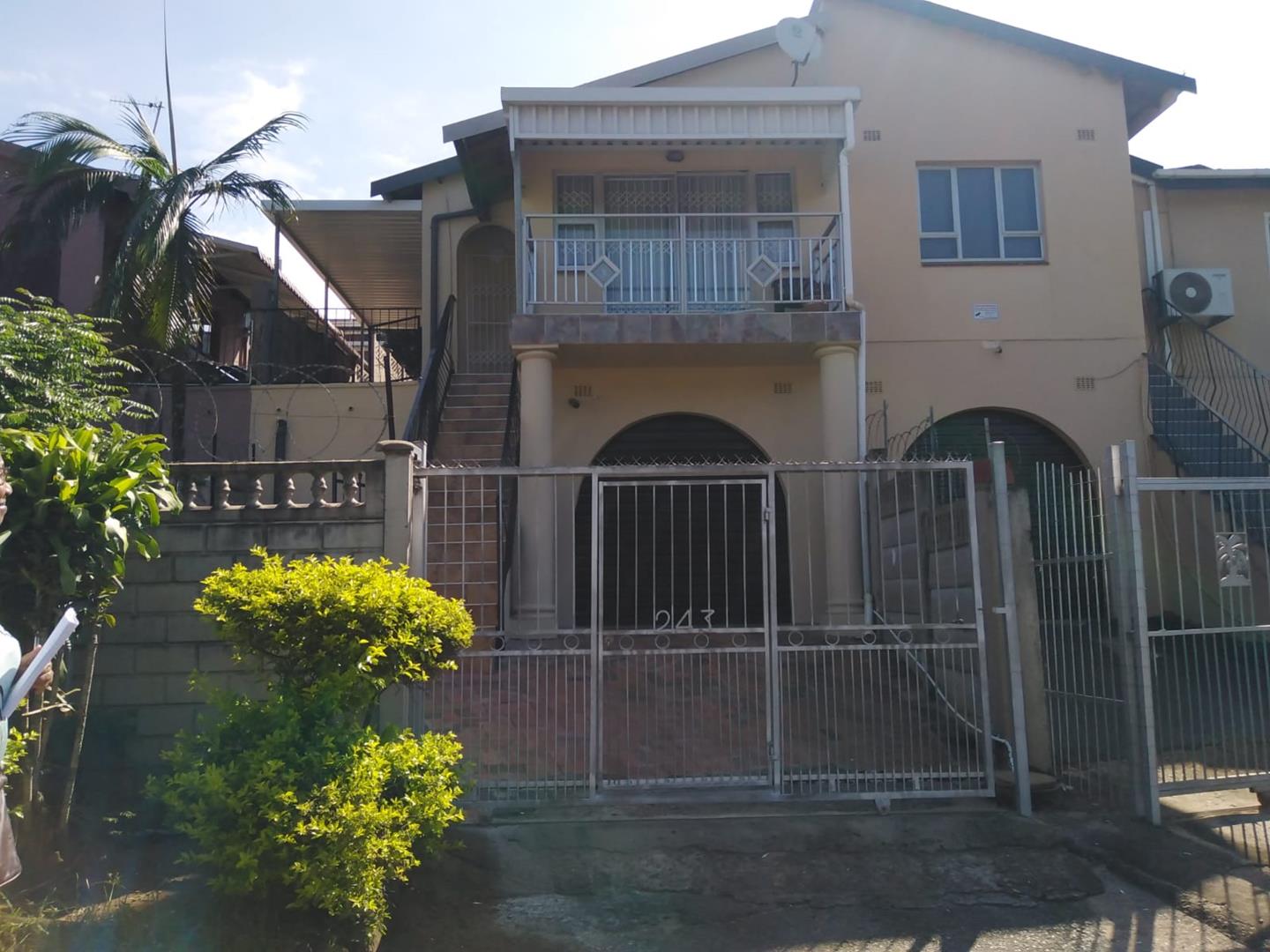 Newlands West Property Property and houses for sale in Newlands West