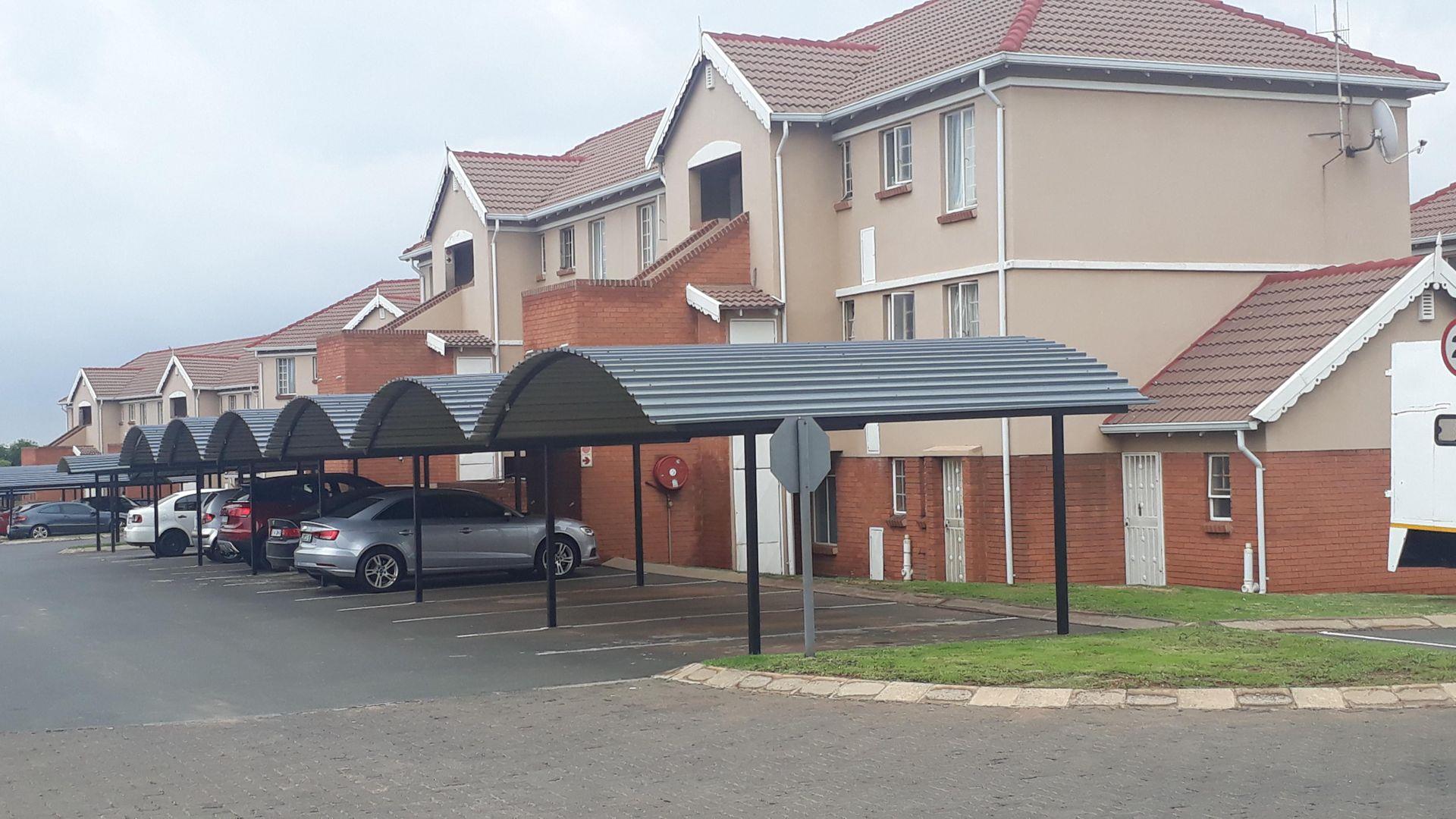 2 Bedroom Apartment / flat for sale in Chloorkop 382 Midriver Estate