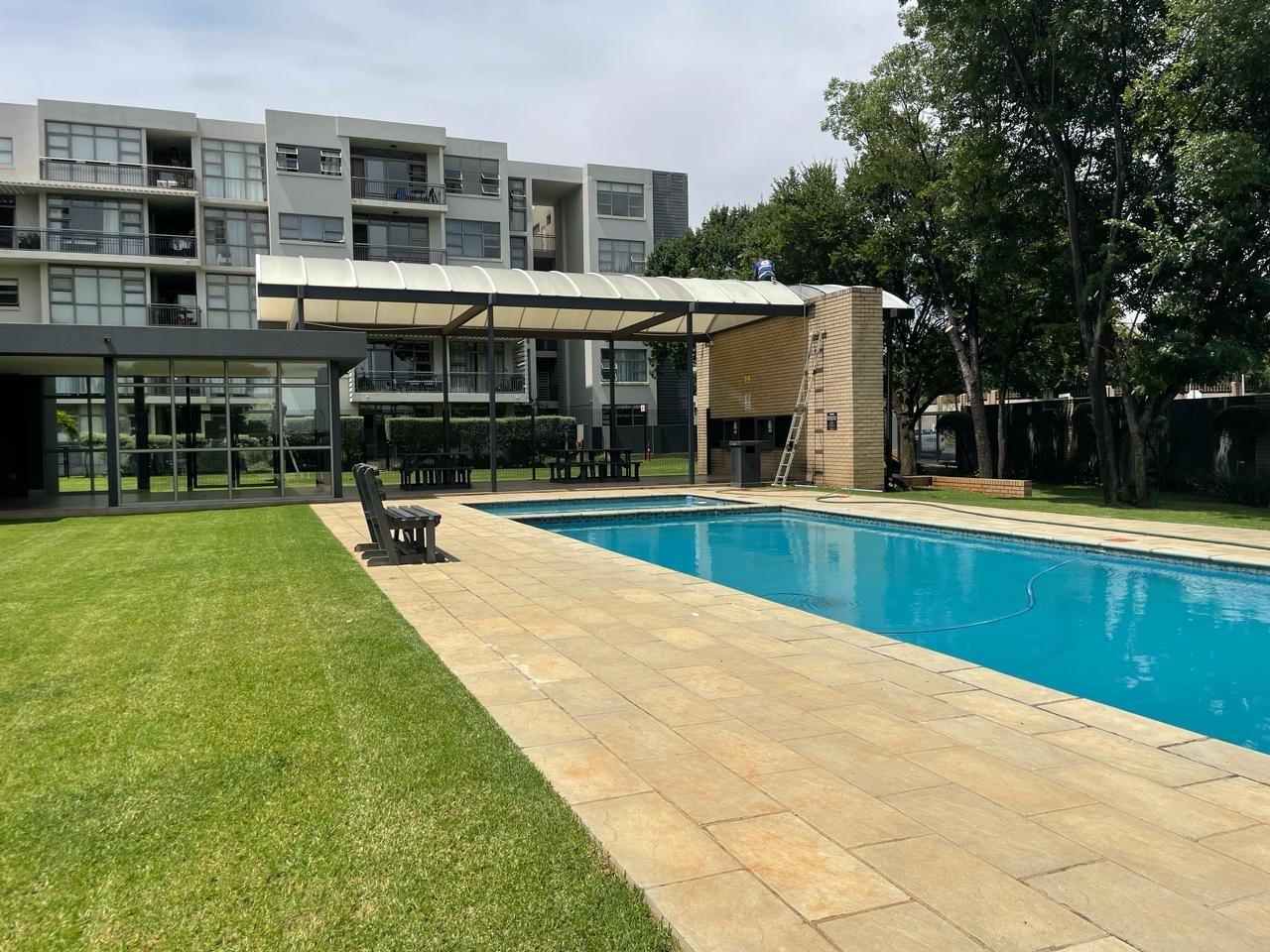 2 Bedroom Apartment / flat for sale in Bedfordview 14 The Point, 6