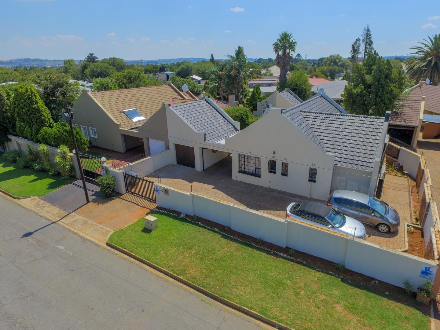 Florida, Roodepoort Property Property and houses for sale in Florida, Roodepoort