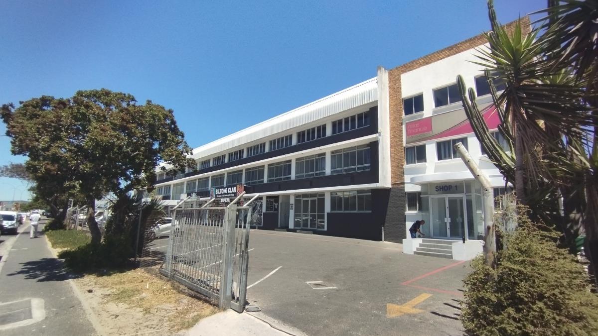 Montague Gardens Property Property and houses to rent in Montague