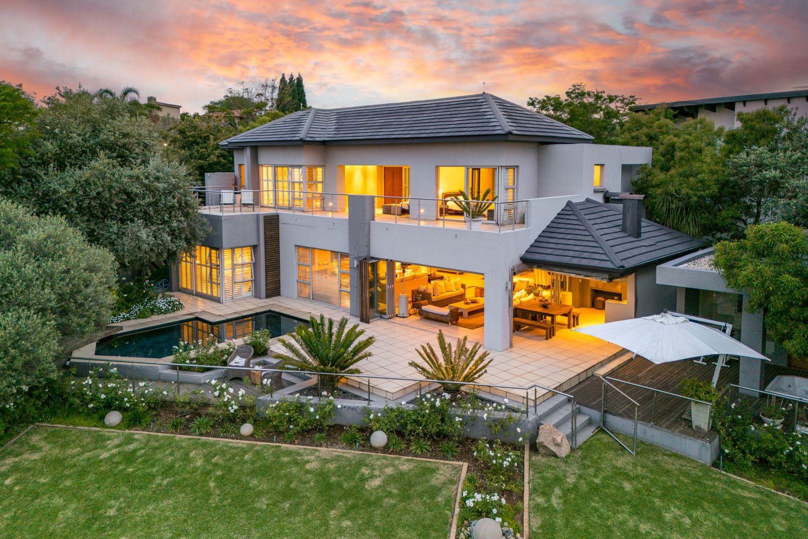 4 Bedroom House for sale in Eagle Canyon Golf Estate 10 Muirfield