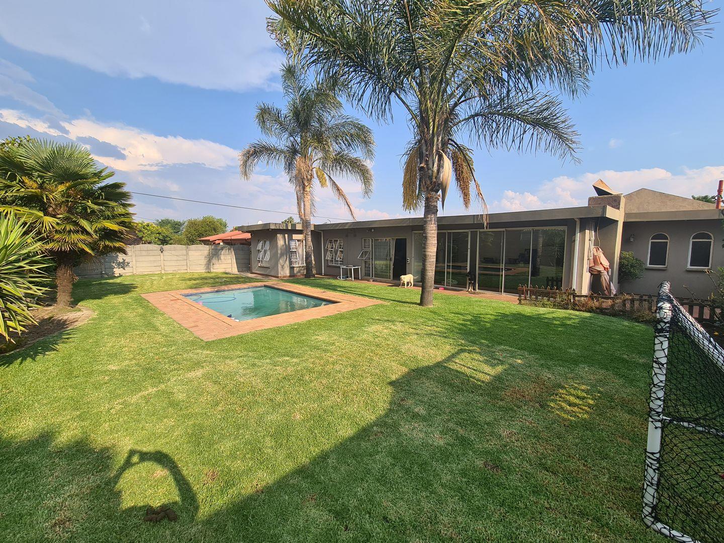 Impala Park, Boksburg Property Houses for sale in Impala Park