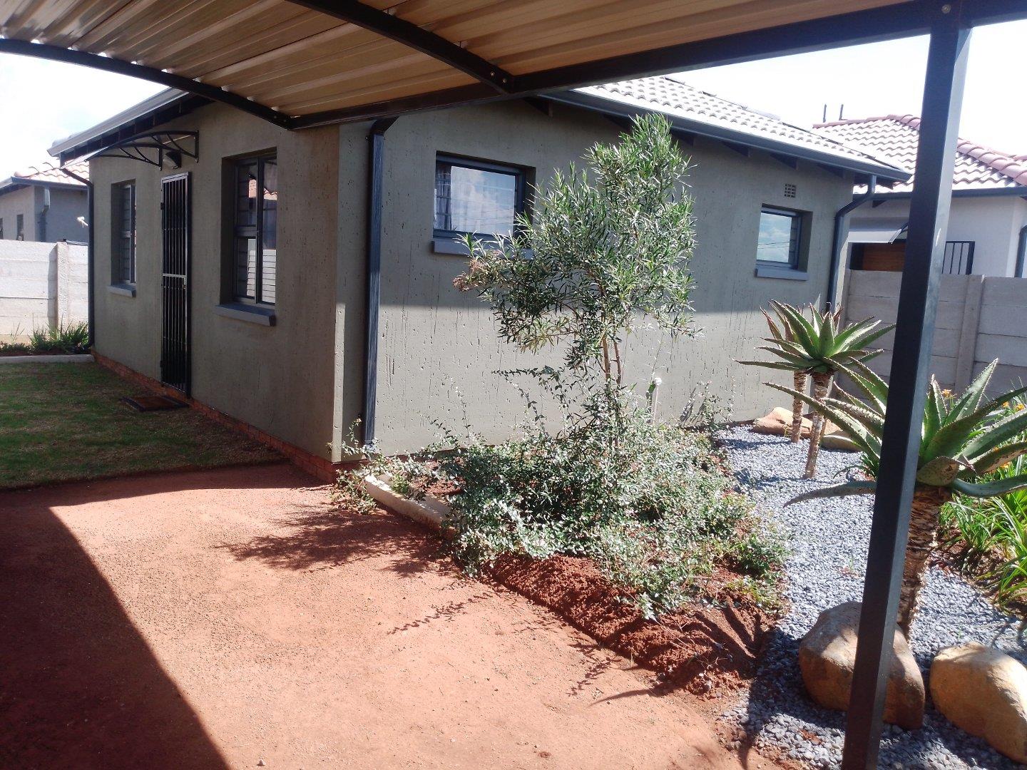 Diepkloof Zone 4 Property Property and houses for sale in Diepkloof