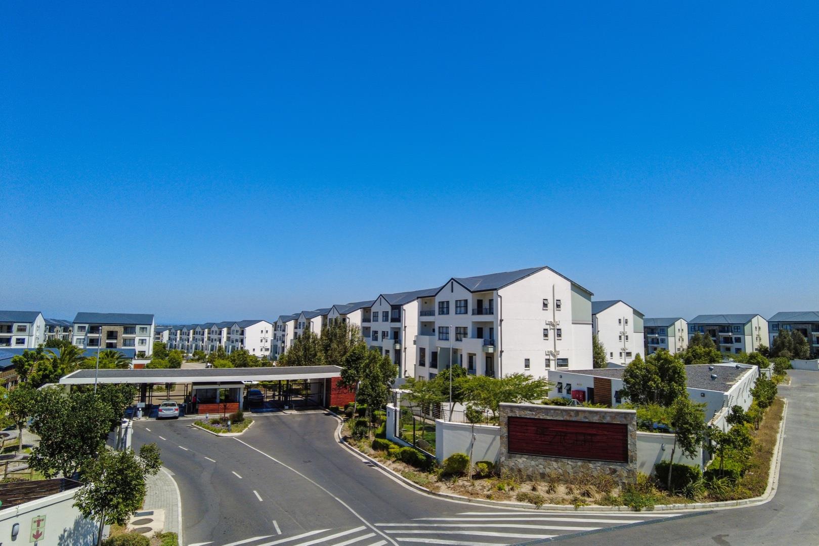 1 Bedroom Apartment / flat for sale in De Zicht Estate P24114059892