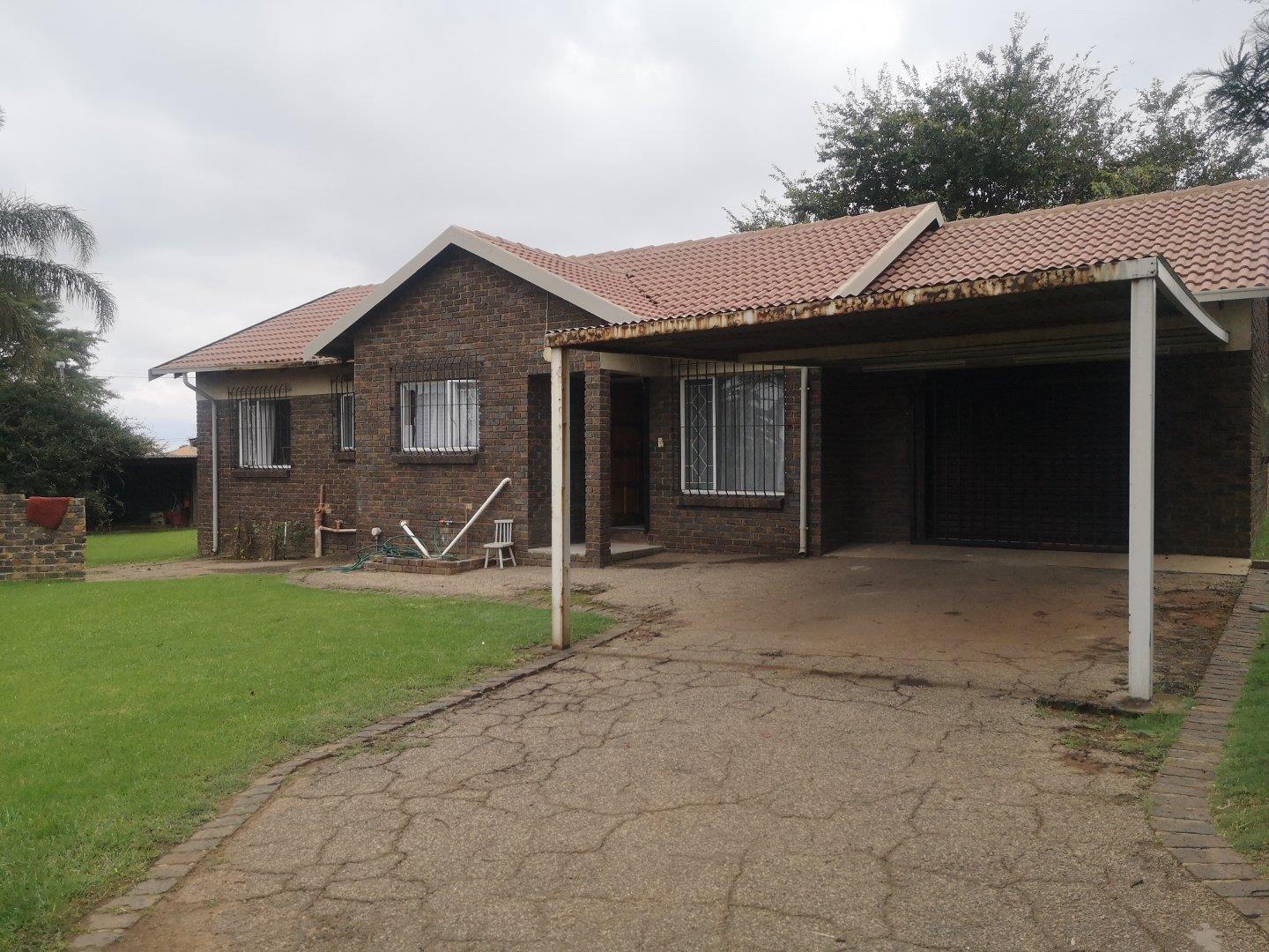 3 Bedroom House for sale in Reyno Ridge P24114060153