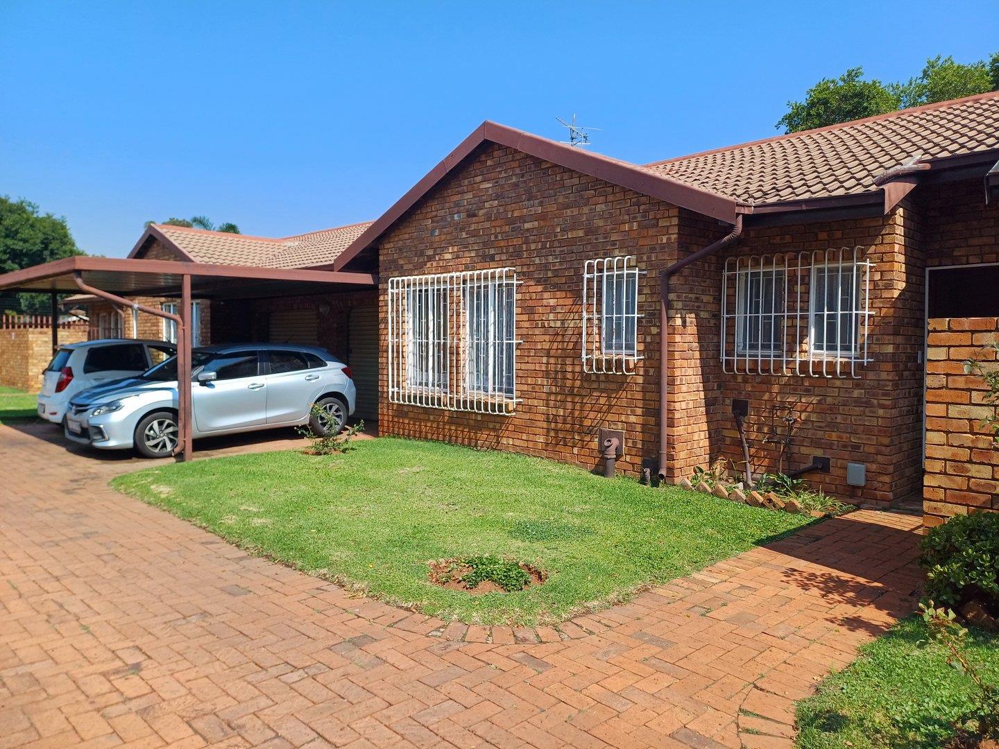 Birchleigh North Property Property and houses to rent in Birchleigh