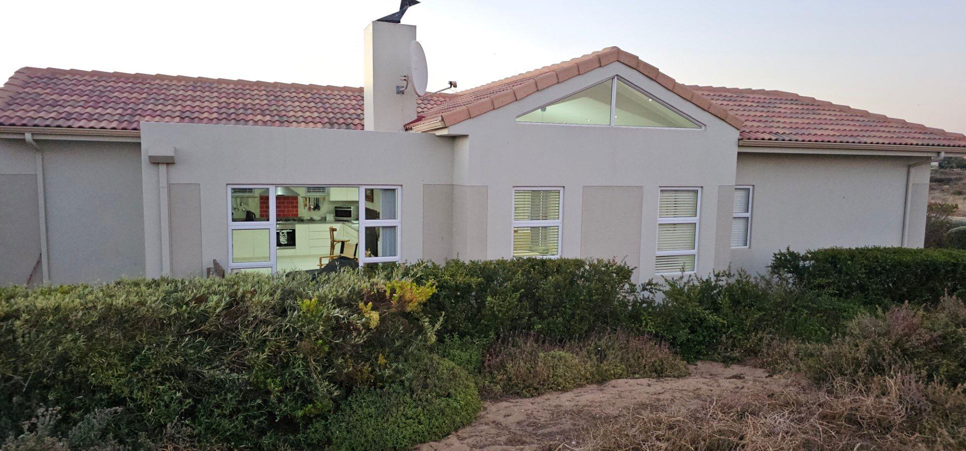 3 Bedroom House for sale in Langebaan Country Estate P24113968527