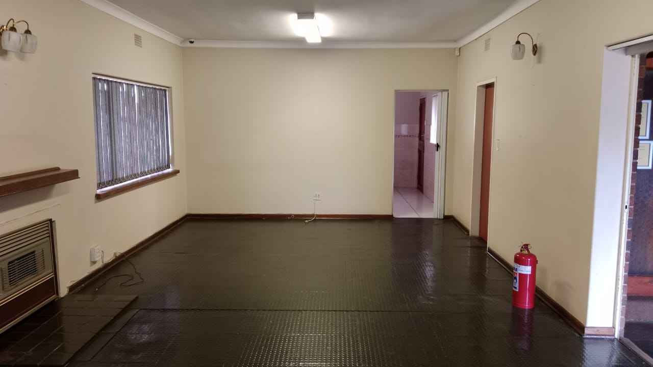 Commercial property for sale in Nimrod Park P24114463042