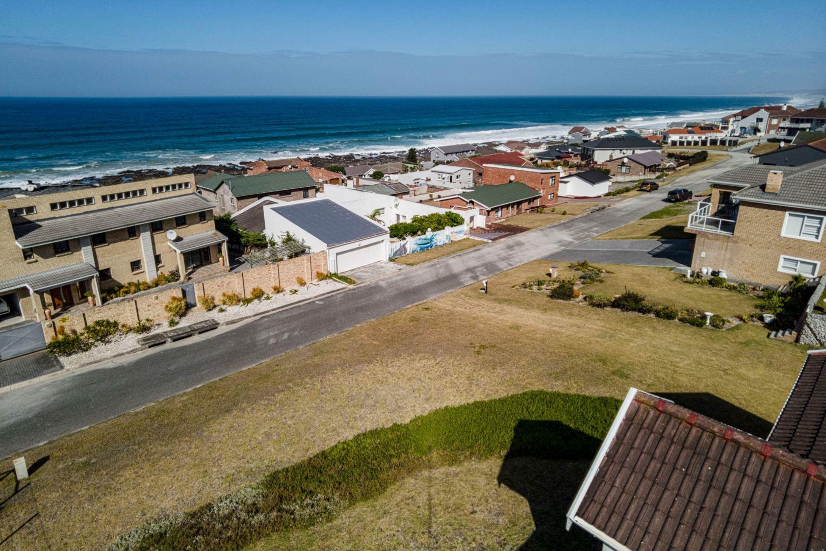 Beachview Property Property and houses for sale in Beachview