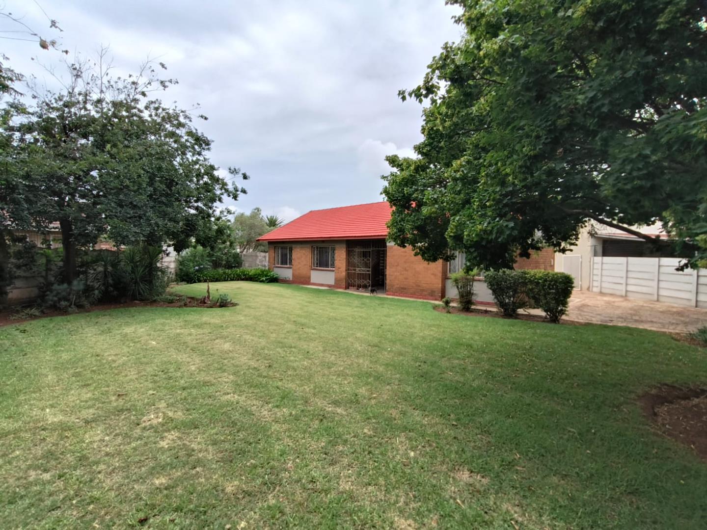 3 Bedroom House for sale in Van Dyk Park P24114062973