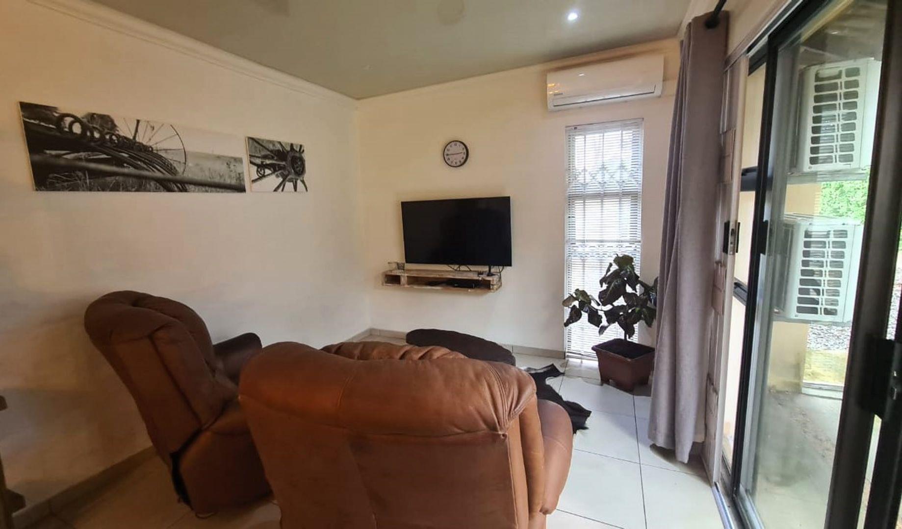 1 Bedroom House to rent in Meer En See P24114064333