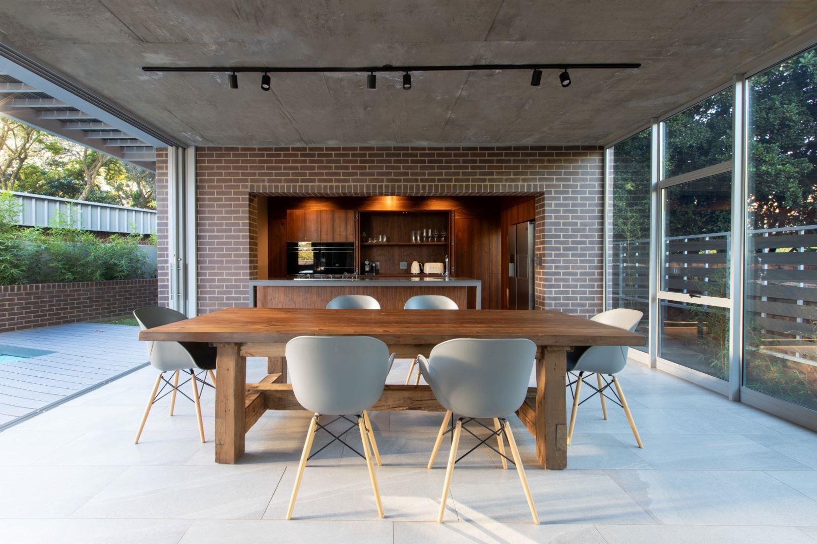 4 Bedroom House for sale in Menlo Park P24114064724