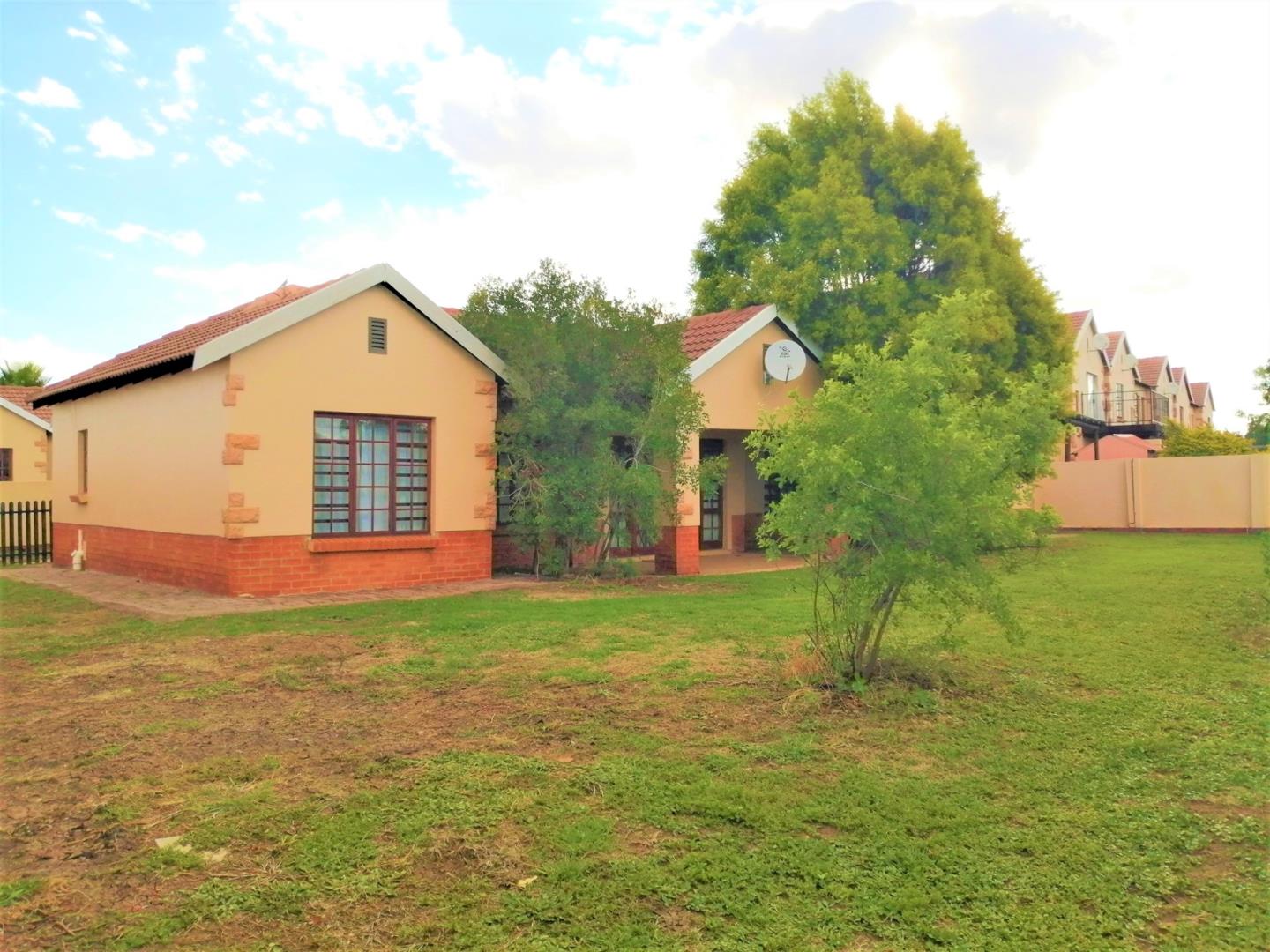 3 Bedroom House for sale in Montana Tuine 101, 973 Klippan Street