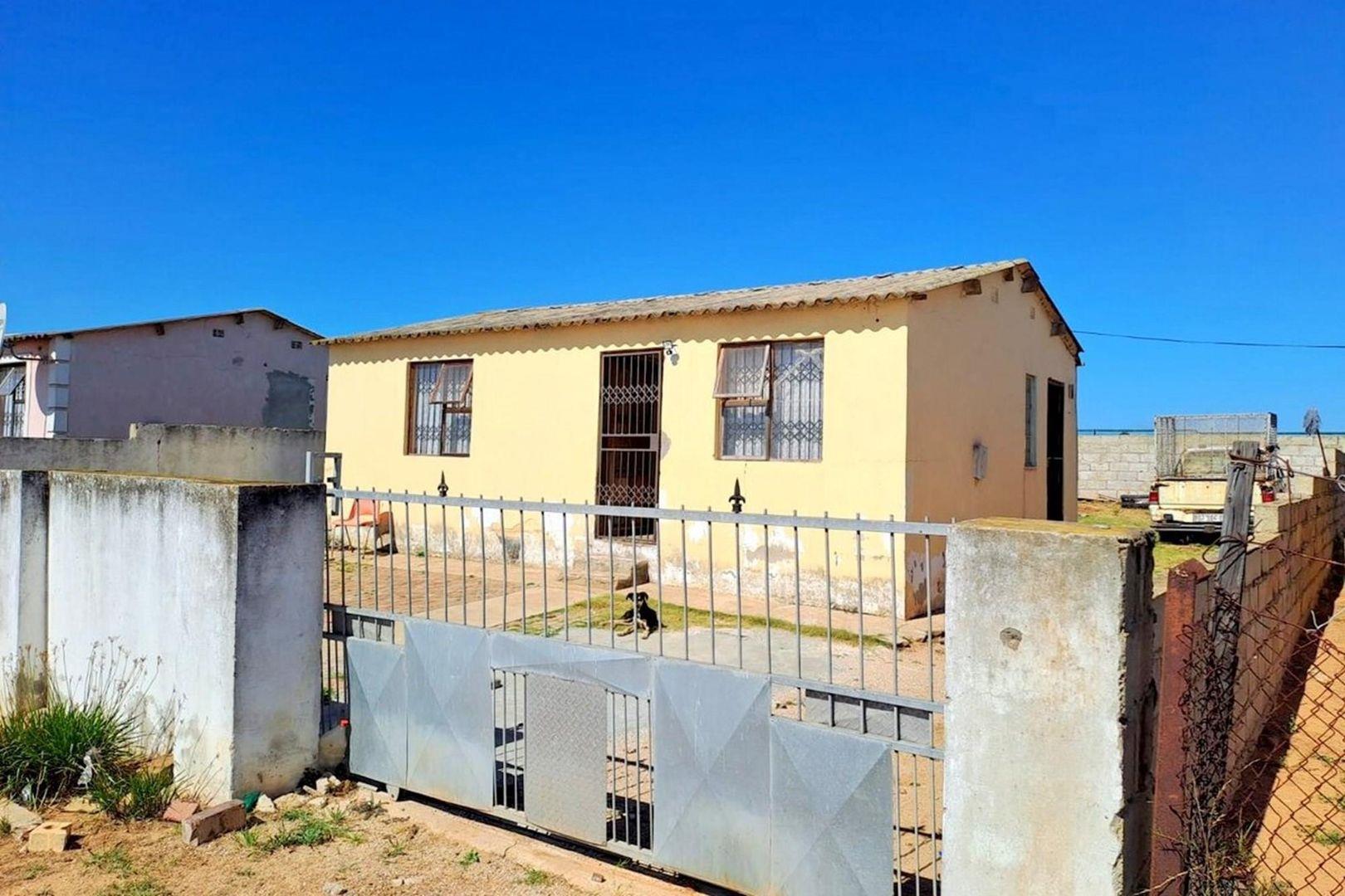 2 Bedroom House for sale in Zwide P24114066540