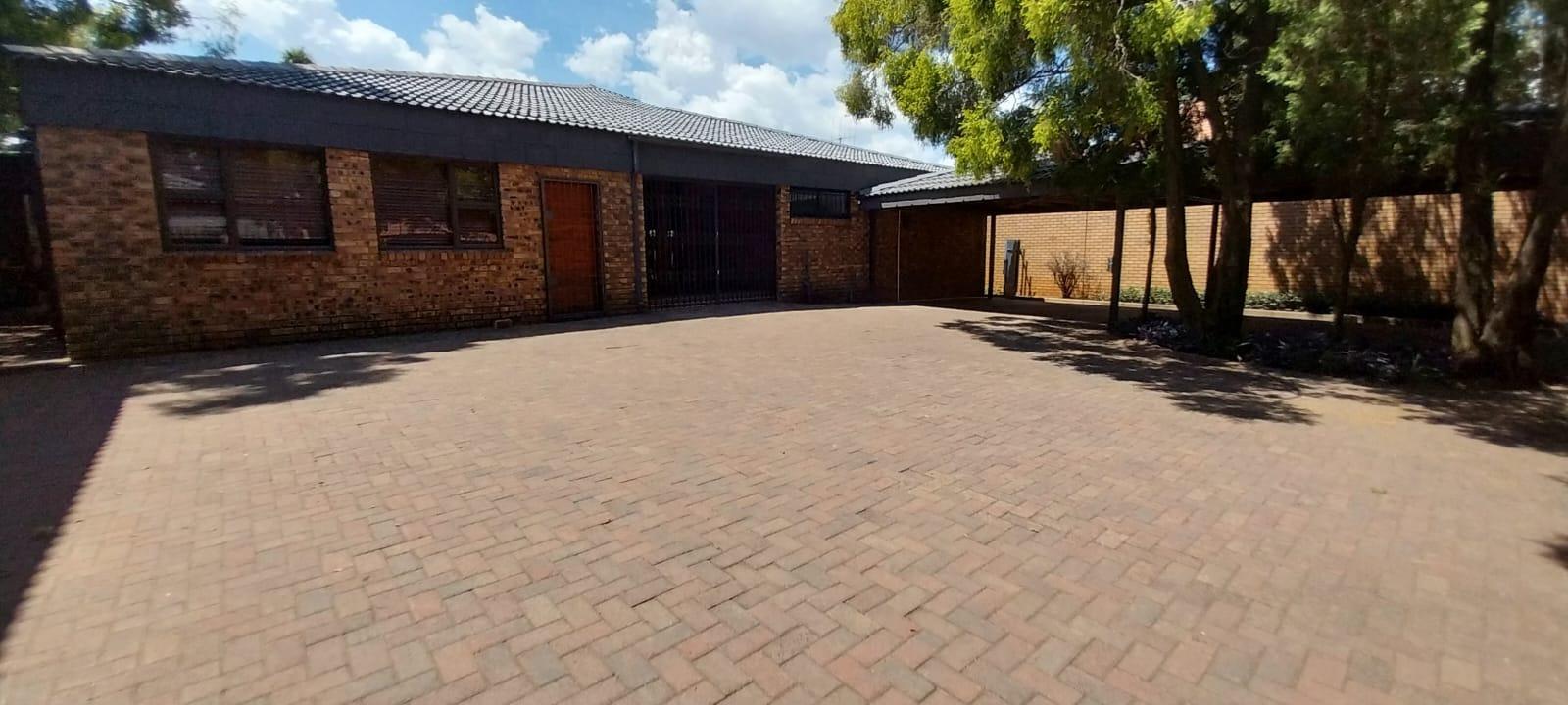 Commercial property to rent in Vanderbijlpark Vanderbijlpark Property