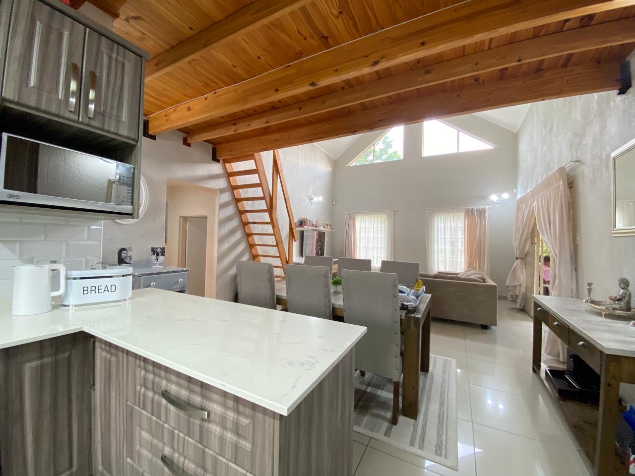 Aviary Hill Property Property and houses for sale in Aviary Hill