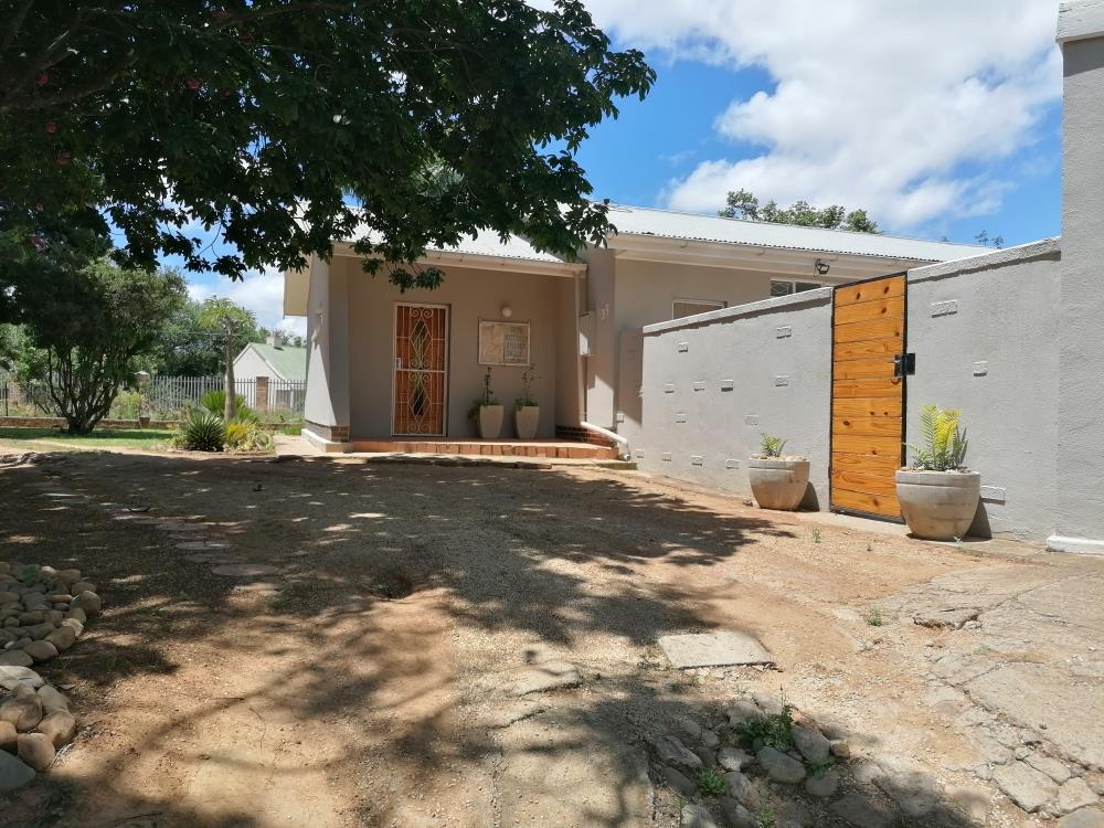 Property and houses for sale in Kirkwood Kirkwood Property