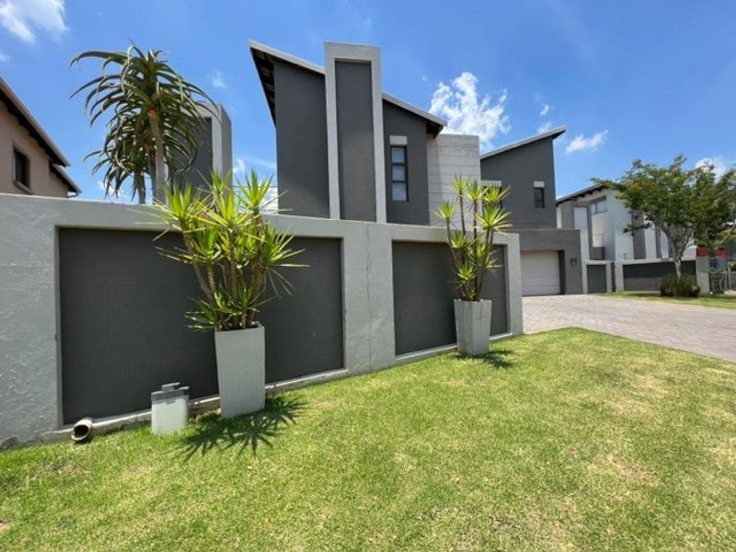 Silver Stream Estate Property Property and houses to rent in Silver