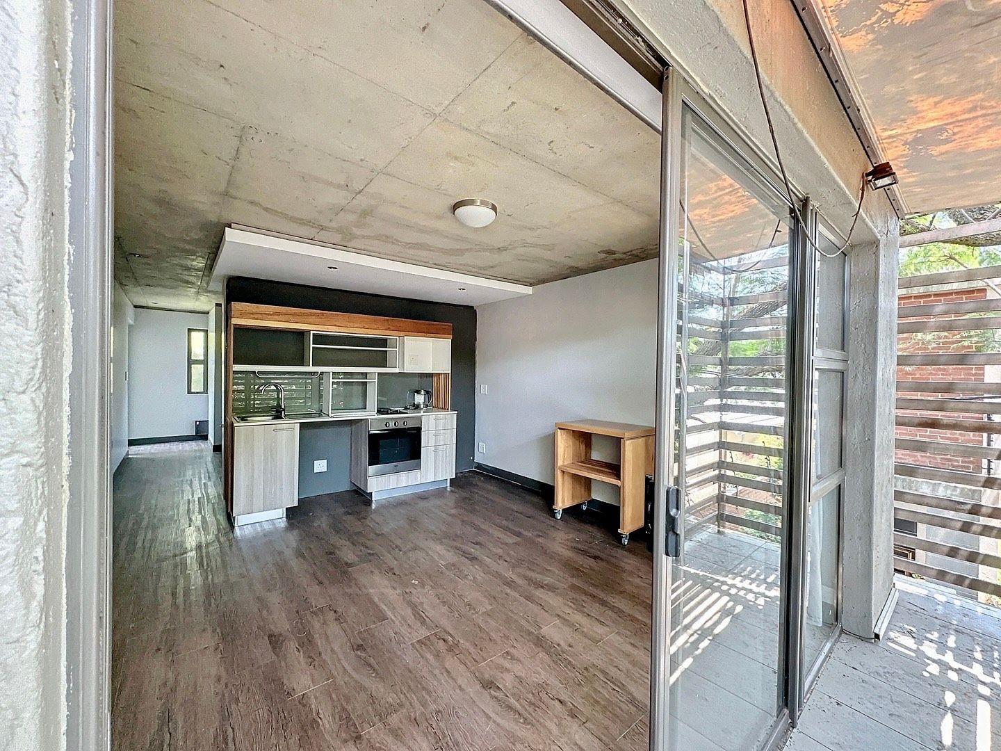 Menlo Park Property Apartments / flats for sale in Menlo Park