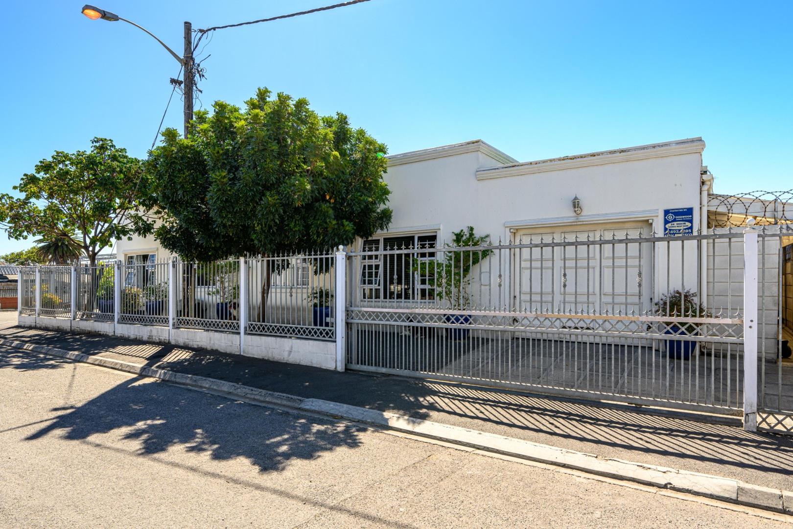 Elsies River Property Houses for sale in Elsies River