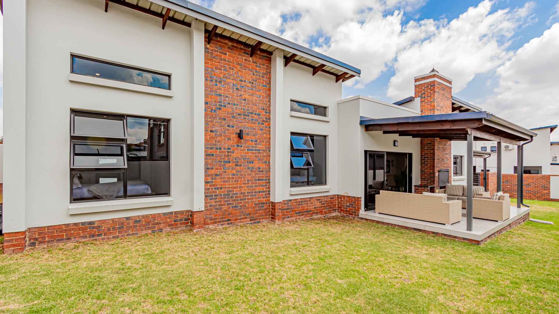 3 Bedroom House for sale in Craigavon P24114072965