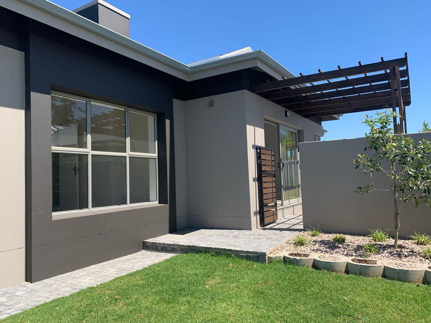 Houses to rent in Property