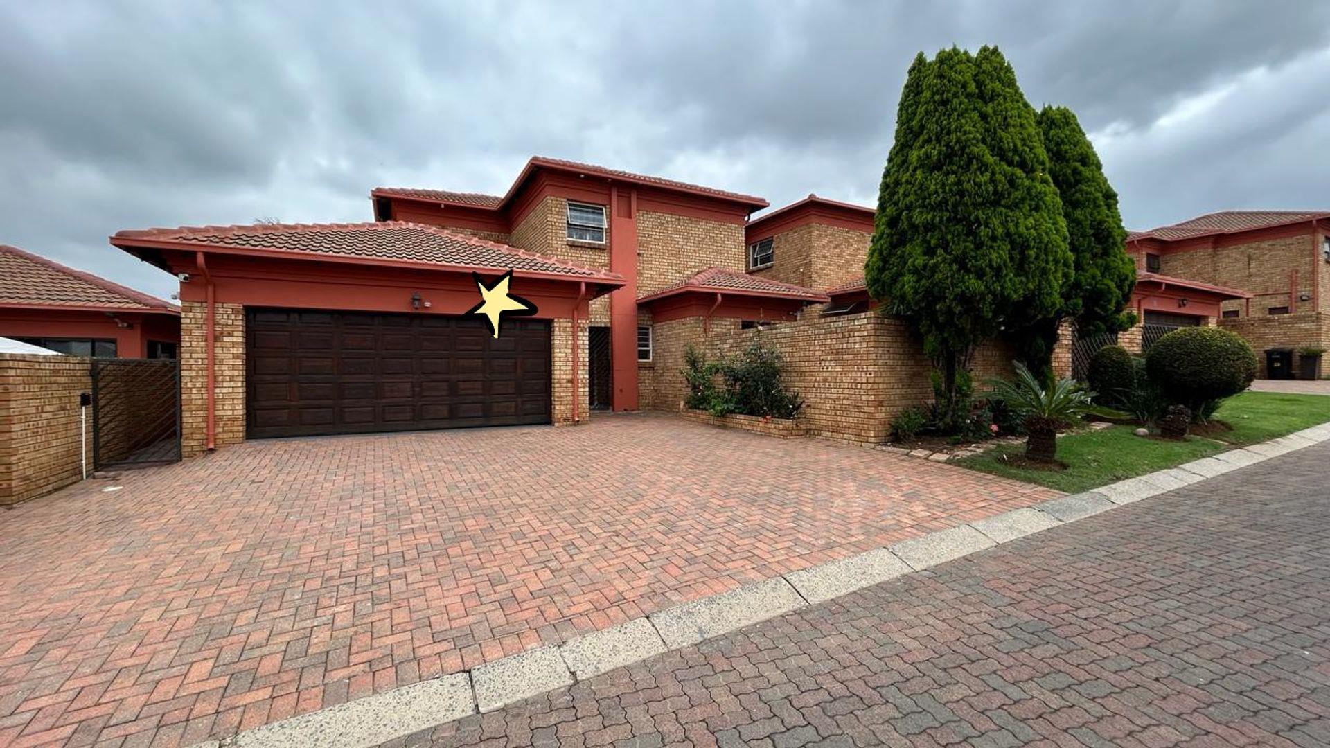 4 Bedroom House for sale in Bartlett 126 Leith Road P24114074400