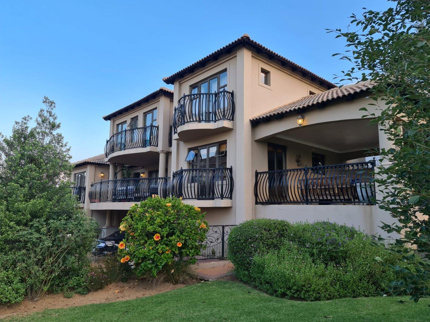 Blue Valley Golf Estate Property Houses for sale in Blue Valley Golf