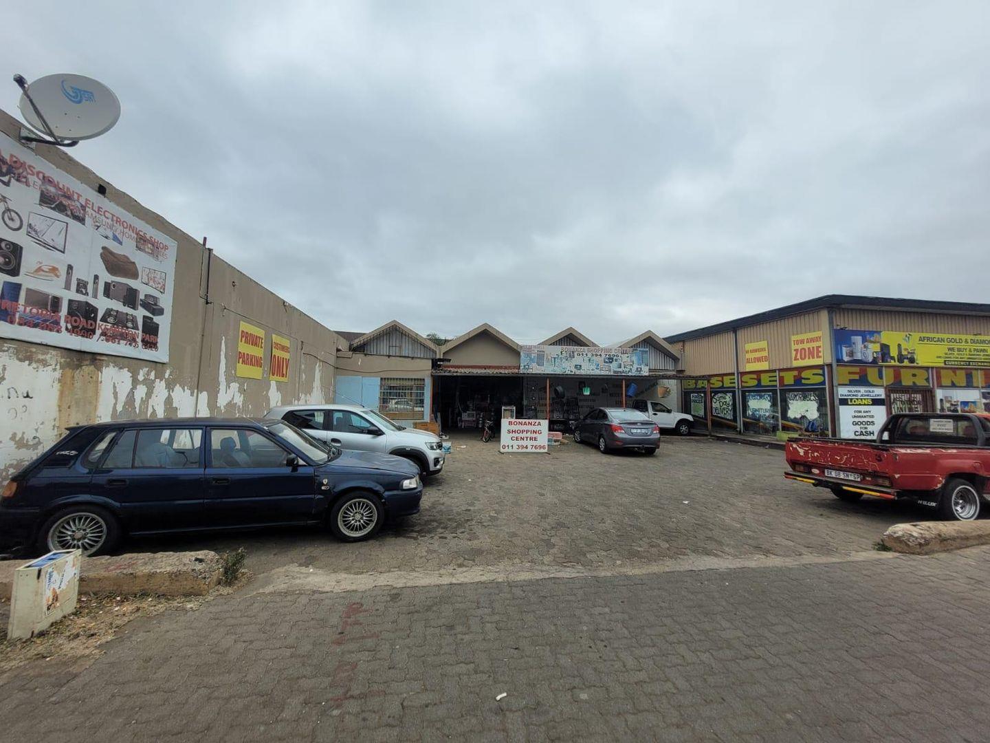 Commercial property for sale in Kempton Park Central 22 Pretoria Road