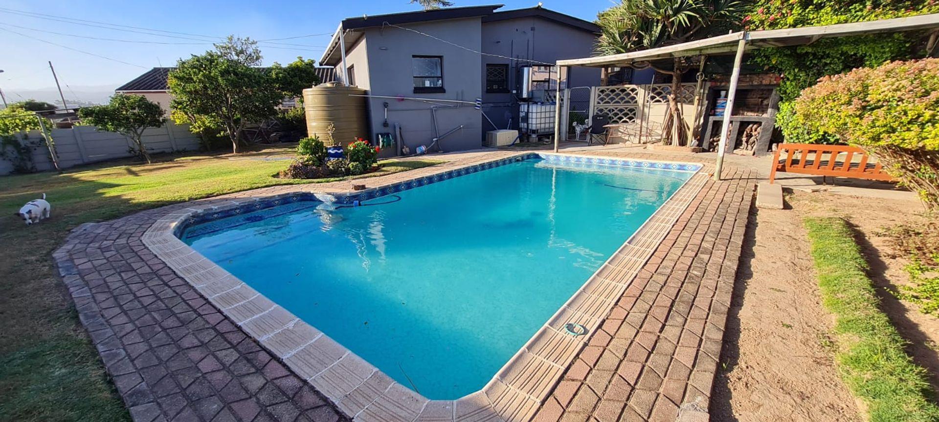 3 Bedroom House for sale in Van Riebeeck Hoogte P24114076812