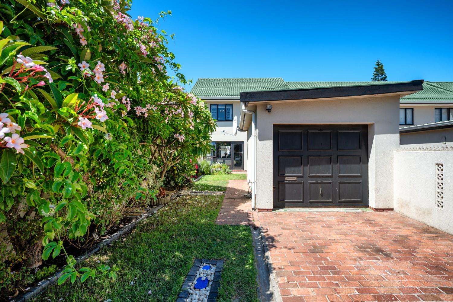 Panorama, Parow Property Townhouses for sale in Panorama, Parow