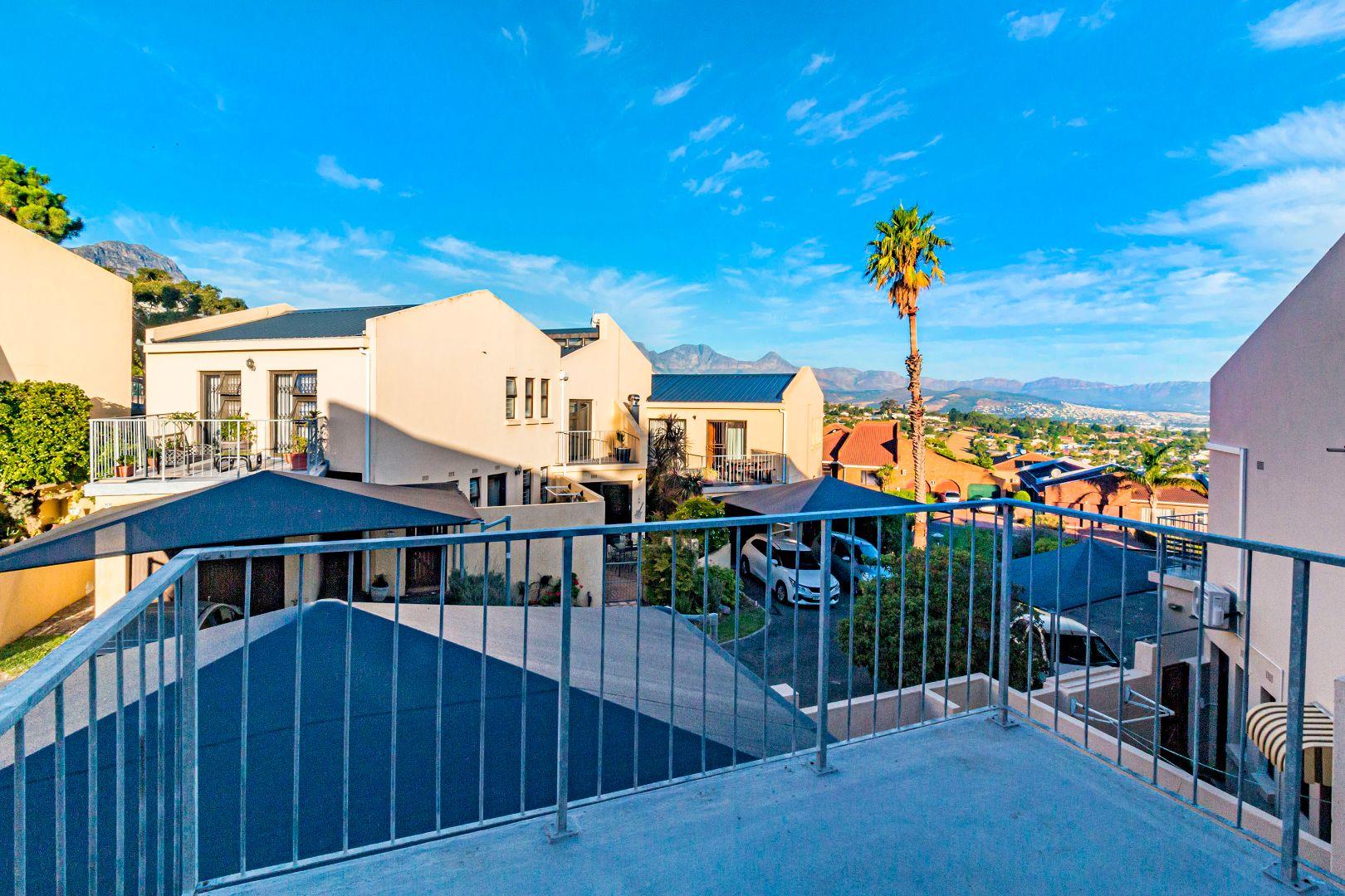 Heldervue Property Townhouses for sale in Heldervue