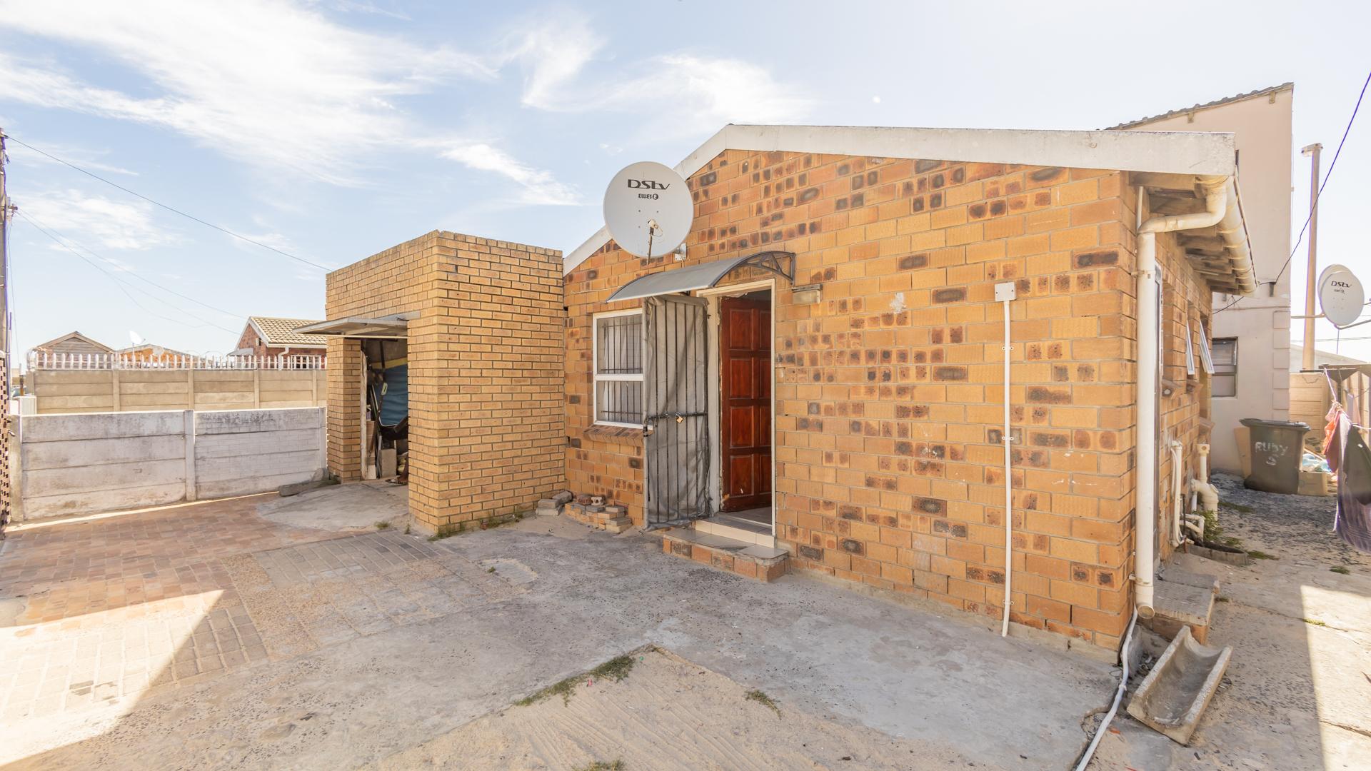 Fairdale Property Property and houses for sale in Fairdale