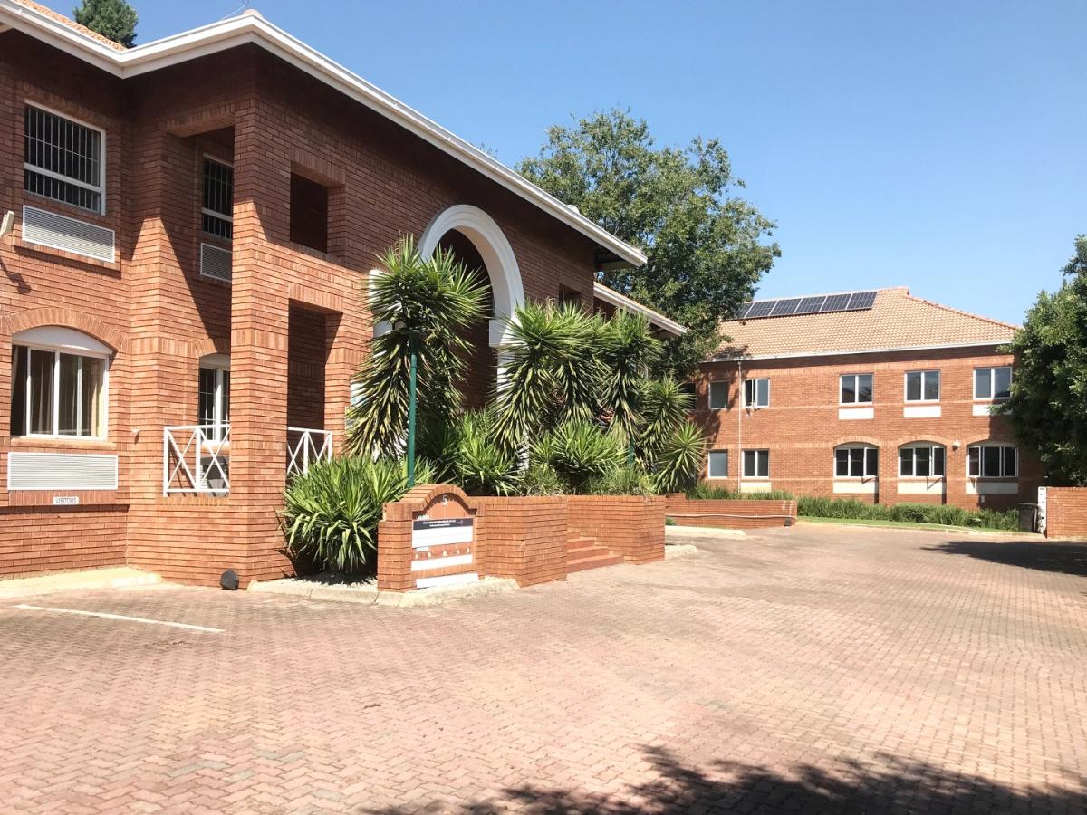 Commercial property to rent in Bedfordview 3_d Rilley Road P24